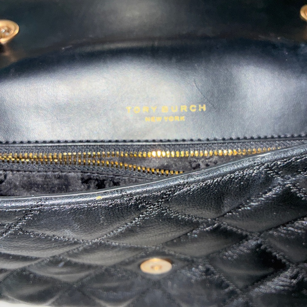 Tory Burch Large Black Quilted Chain Shoulder Bag - Picture 6 of 13